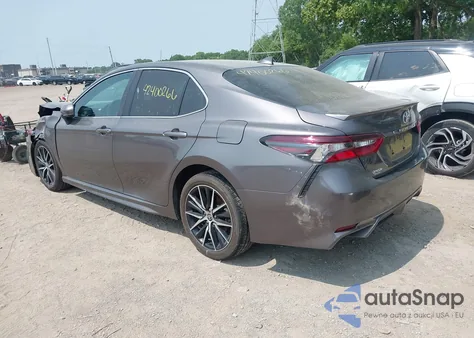 2021 Toyota Camry Se z USA, uszkodzony, nr VIN 4T1G11AK1MU587787